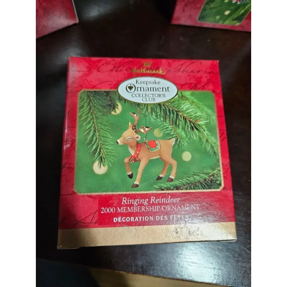 VTG 2000 Hallmark Keepsake (Ringing Reindeer) Collectors Club Christmas Ornament